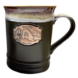 Americaware Utah 3D Medallion Mug – Reactive Glaze - NWOT